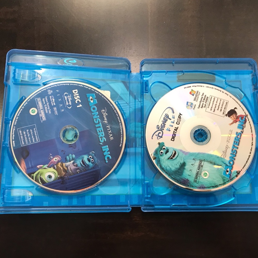 Disney Pixar Monster, Inc Blu-ray Movie - Picture 3 of 6